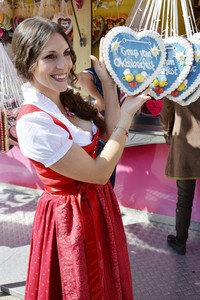 Damen-Wiesn 2015 von Unternehmerin Regine Sixt auf dem Oktoberfest in München