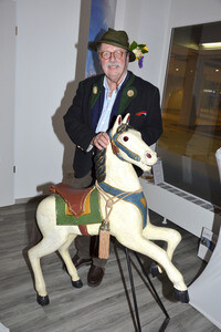 Wolfgang M. Prinz bei Shoperöffnung in Haar
