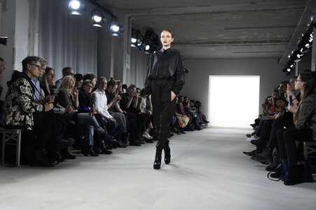 I'VR Isabel Vollrath Fashion Show Mercedes-Benz Fashion Week Berlin Autumn/Winter 2017