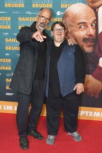 Filmpremiere 'Ganzer halber Bruder' in Hannover