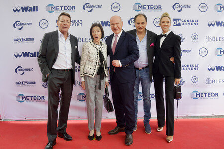 Offizielle Einweihung des Harald-Juhnke-Platzes in Berlin