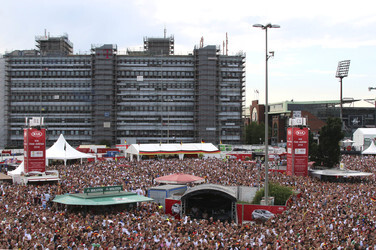 WM-Fanfest beim Spiel Deutschland gegen Frankreich, Hamburg