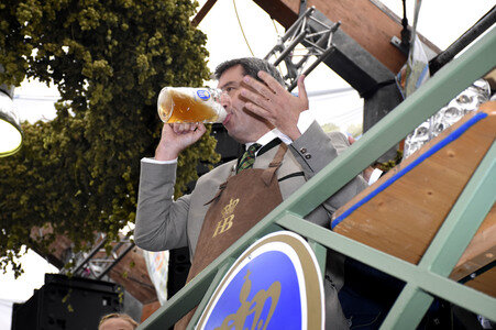 Wiesn-Einzug auf dem Oktoberfest in München
