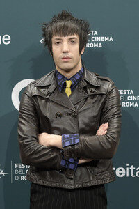 Photocall 'La Chitarra Nella Roccia - Lucio Corsi dal Vivo all'Abbazia di San Galgano', Internationales Filmfestival Rom 2025