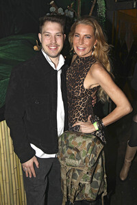 Eröffnung von Olivias Dschungel Bar in Hamburg