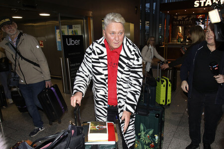 Abflug ins Dschungel-Camp 2026 vom Flughafen Frankfurt am Main