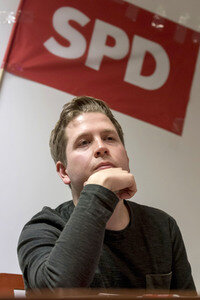 Kevin Kühnert auf NoGroKo-Werbetour in Berlin