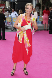 'Walking on Sunshine' Premiere, London