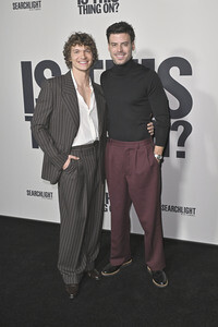 Filmpremiere 'Is This Thing On?' in Los Angeles