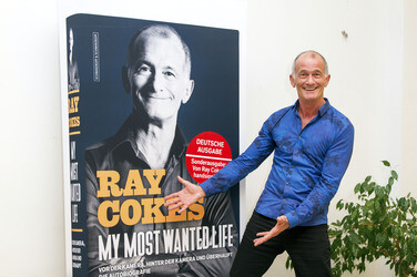 Ray Cokes Pressetermin, Berlin