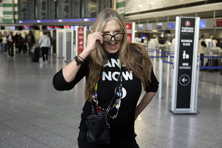 Abflug ins Dschungel-Camp 2026 vom Flughafen Frankfurt am Main