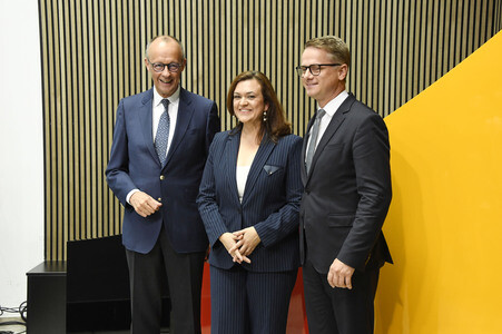 Pressekonferenz mit Friedrich Merz in Berlin