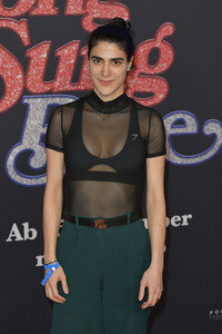 Filmpremiere 'Song Sung Blue' in Berlin