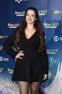 Premiere des 21. Original Roncalli Weihnachtscircus 2025 in Berlin