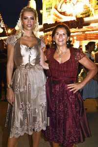 Almauftrieb beim Oktoberfest 2026 in München