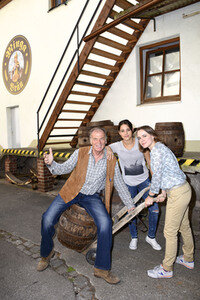 Settermin zum TV-Film 'Bierleichen. Ein Paschakrimi' in Haimhausen
