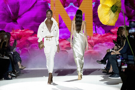 Lola Casademunt by Maite Fashion Show auf der Mercedes-Benz Fashion Week Madrid