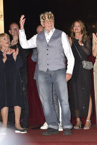 Theaterpremiere 'Der eingebildet Kranke' und 90. Geburtstag von Dieter Hallervorden in Berlin