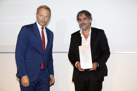 Verleihung des Medienpreises M100 Media Award in Potsdam