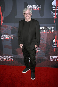 Filmpremiere 'Corporate Retreat' in Burbank