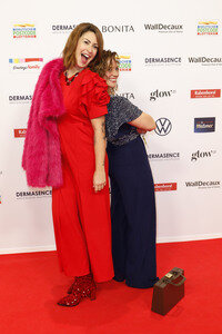 Goldene Bild der Frau 2025 in Hamburg