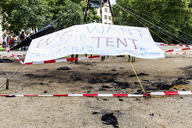 Infozelt der Refugees am Oranienplatz, Berlin