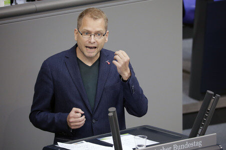 233. Sitzung des Deutschen Bundestages in Berlin