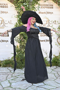 Filmpremiere 'Practical Magic 2 - Zauberhafte Schwestern' in Los Angeles
