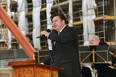 Deutsche Staatsoper Richtfest in Berlin