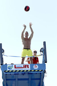 Wassersprung-Show 'Sprung meines Lebens' in Halle