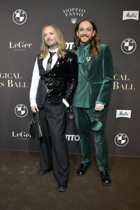 Magical Christmas Ball von LeGer by Lena Gercke in Berlin