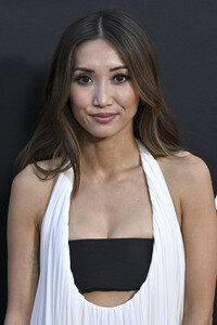 Closing Ceremony und Filmpremiere 'Song Sung Blue', AFI Fest 2025 in Los Angeles