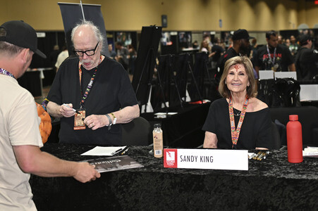 Midsummer Scream - Halloween & Horror Convention in Long Beach