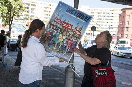 Plakatpräsentation der Linken in Berlin