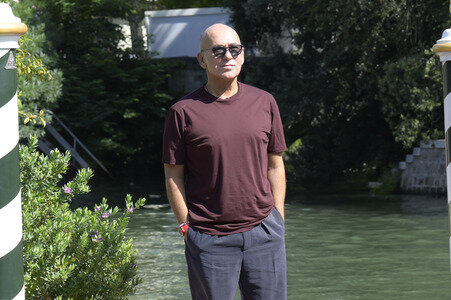 Ankunft von Ferzan Özpetek am Hotel Excelsior, Internationale Filmfestspiele von Venedig 2025