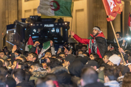 Pro-Palaestina Demonstration gegen die Anerkennung Jerusalems als Israels Hauptstadt in Berlin