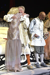 Theaterpremiere 'Der eingebildet Kranke' und 90. Geburtstag von Dieter Hallervorden in Berlin