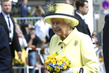 Queen Elisabeth II. besucht das Brandenburger Tor