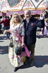 Damen-Wiesn 2015 von Unternehmerin Regine Sixt auf dem Oktoberfest in München