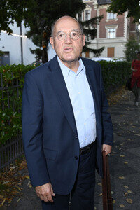 Überraschungsgala zum 90. Geburtstag von Dieter Hallervorden in Berlin