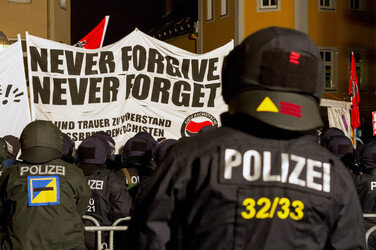 Gegen-Demo in Schneeberg