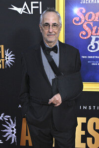 Closing Ceremony und Filmpremiere 'Song Sung Blue', AFI Fest 2025 in Los Angeles