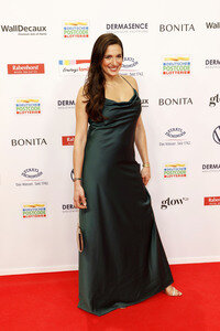 Goldene Bild der Frau 2025 in Hamburg