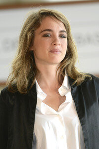 'Orpheline' Photocall, San Sebastian Film Festival 2016