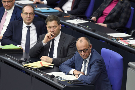 64. Sitzung des Deutschen Bundestages in Berlin