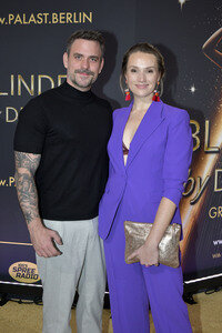 Weltpremiere der 'Blinded by Delight' Grand Show 2025 in Berlin