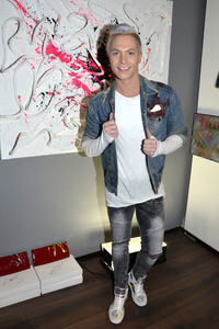 PopUp Store Fashion Art Gallery Opening in München