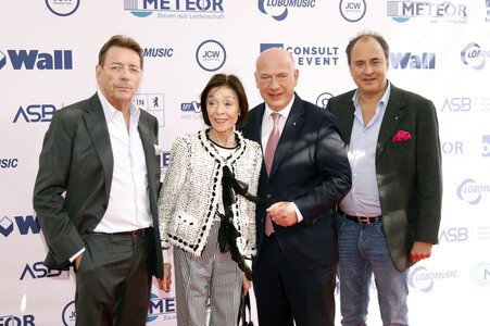 Offizielle Einweihung des Harald-Juhnke-Platzes in Berlin