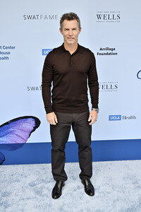 Rape Treatment Center and Stuart House Brunch mit dem Cast von 'The Pitt' in Los Angeles