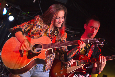 Konzert von Nina Attal in Berlin